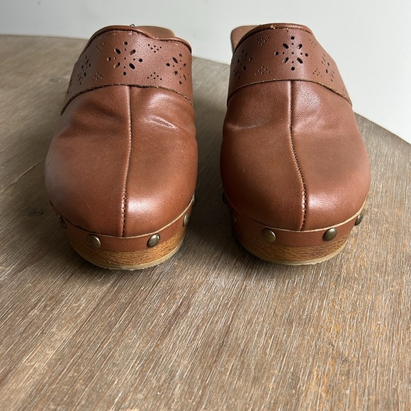 American Eagle Tan Bohemian Chunky Heel Clogs Size 7.5 - Picture 6 of 16